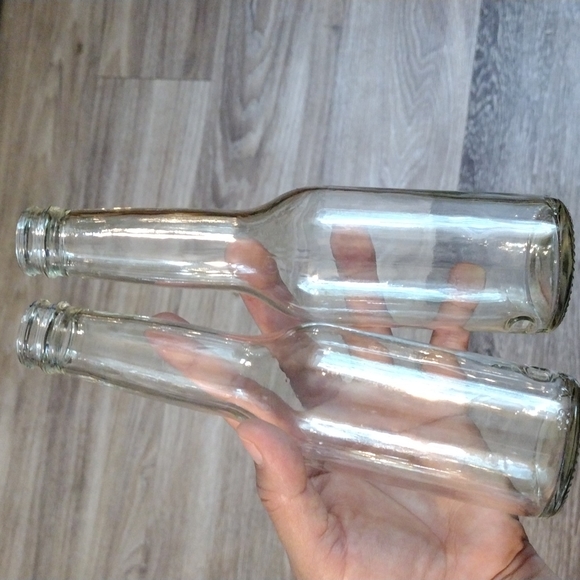 Clear Glass bottles set of (4) - Picture 4 of 6